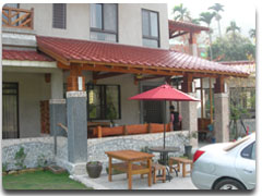 打煎山房民宿招待處大門