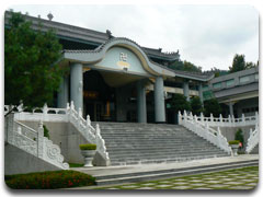 德林念佛寺正殿大門